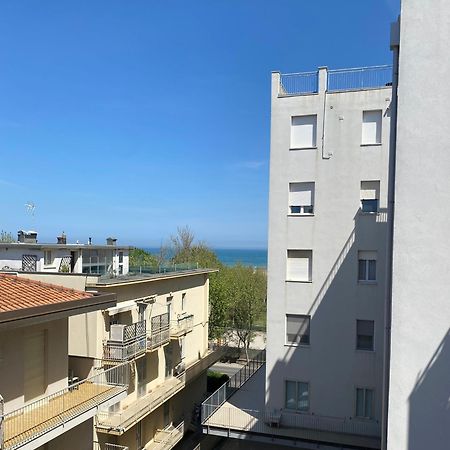 Hotel Loretta 里米尼 外观 照片