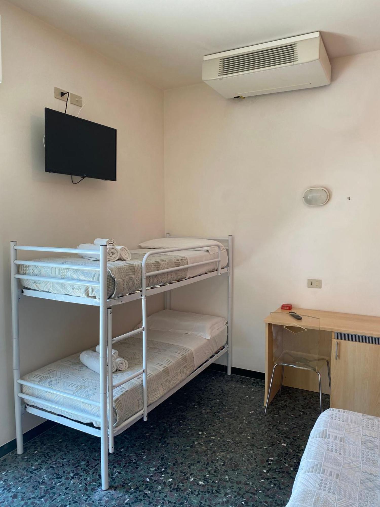 Hotel Loretta 里米尼 外观 照片